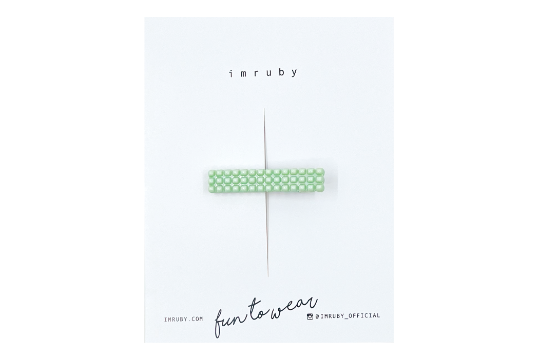 Hi! I'm BREGJE, a mint bubble bar clip.

Hold back bangs, clip back hair, or simply use for stylistic purposes by adding some flair to your hair. Mix-and-match, and layer these hair clips or wear on their own for a soft, seasonal look.